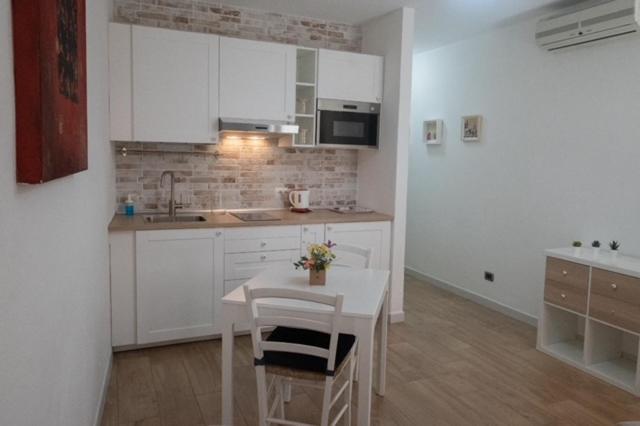 Villanova Apartment Cagliari Exterior foto
